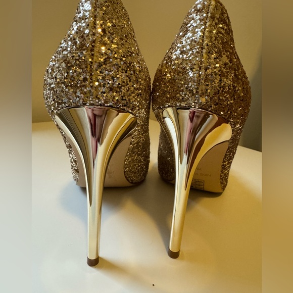 Nine West Gold Glitter Pumps - Size 7 - Picture 2 of 7